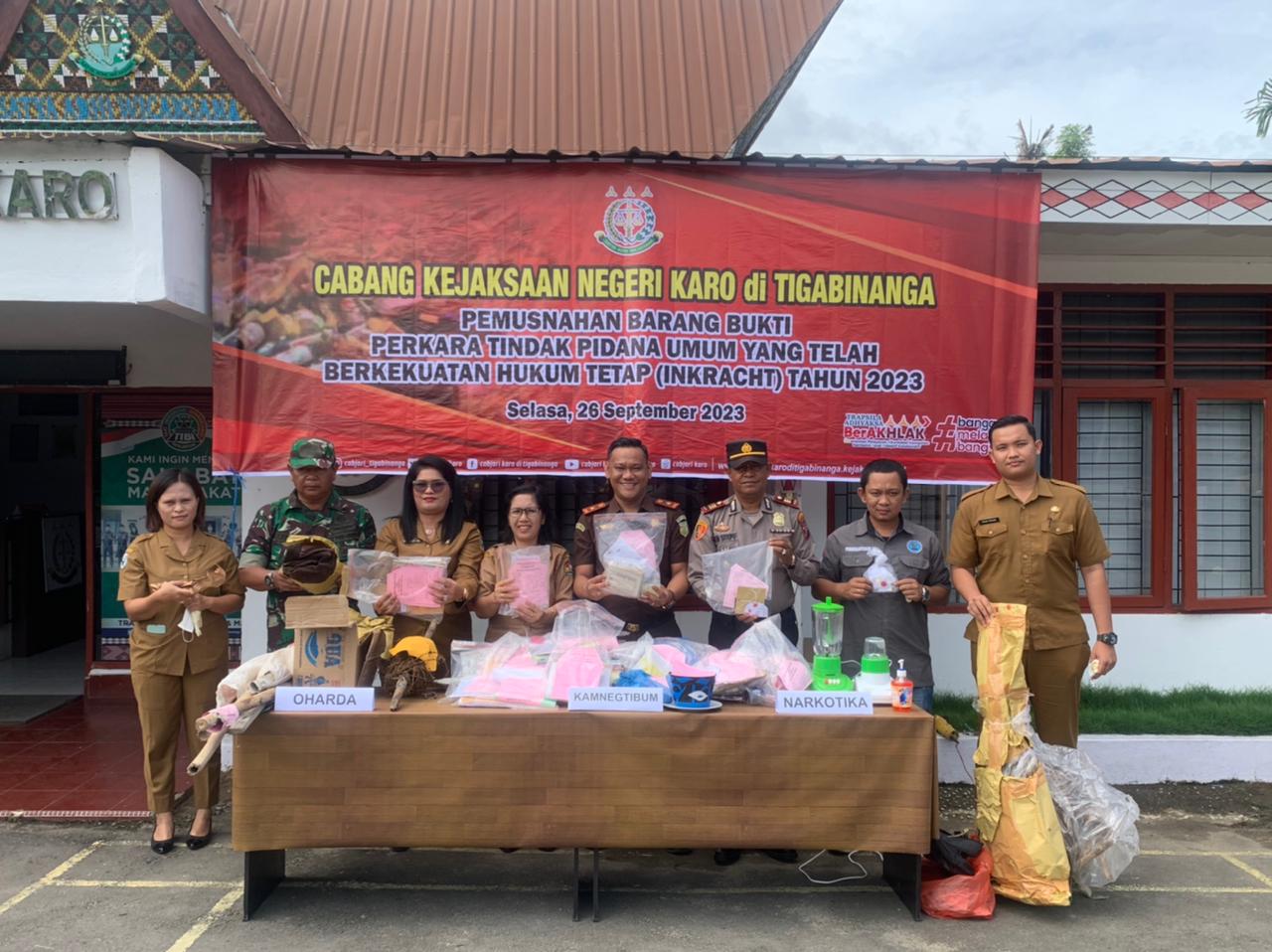 Kacabjari Karo Cabang Tigabinanga Lakukan Pemusnahan Barang Bukti