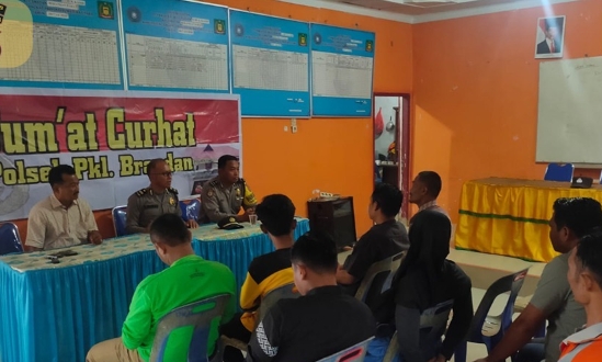 Jumat Curhat, Polsek Pangkalan Brandan Dengarkan Keluhan Warga