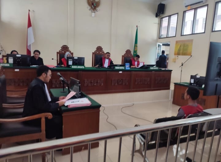 Kejari Langkat Tuntut Terdakwa Pemilik Rokok Tanpa Cukai