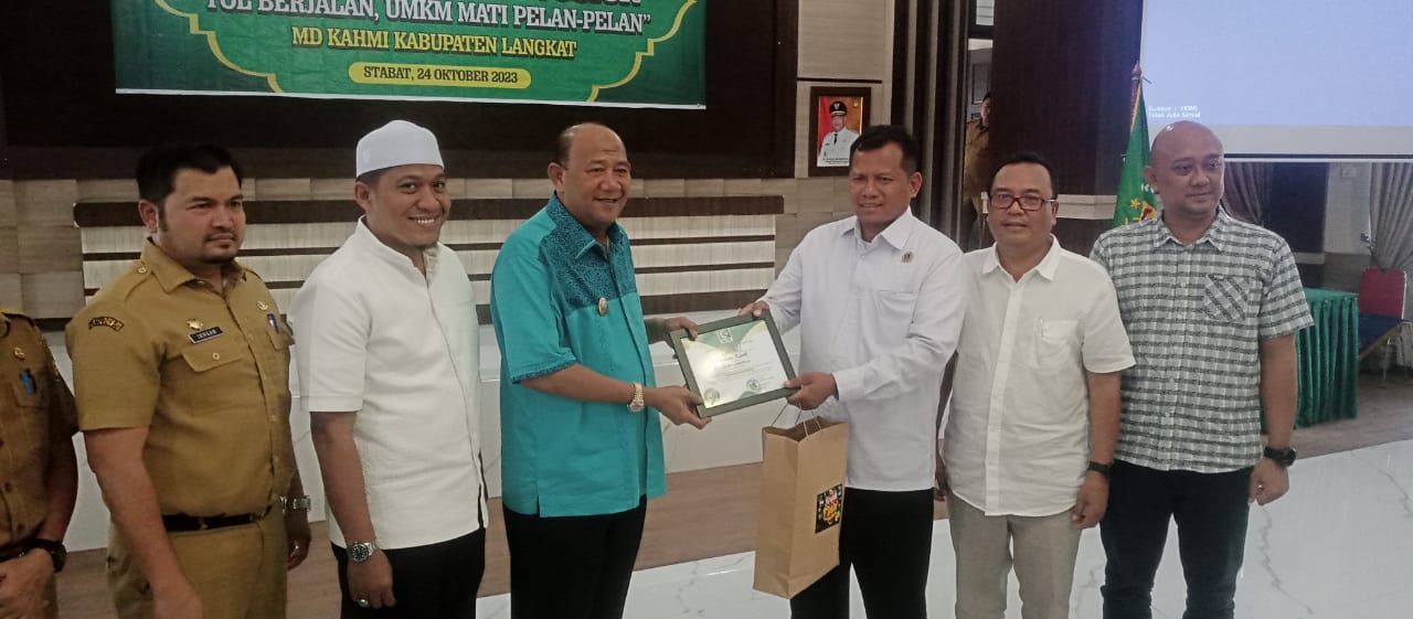 Focus Group Discussion “Tol Berjalan ,UMKM Mati Pelan Pelan”