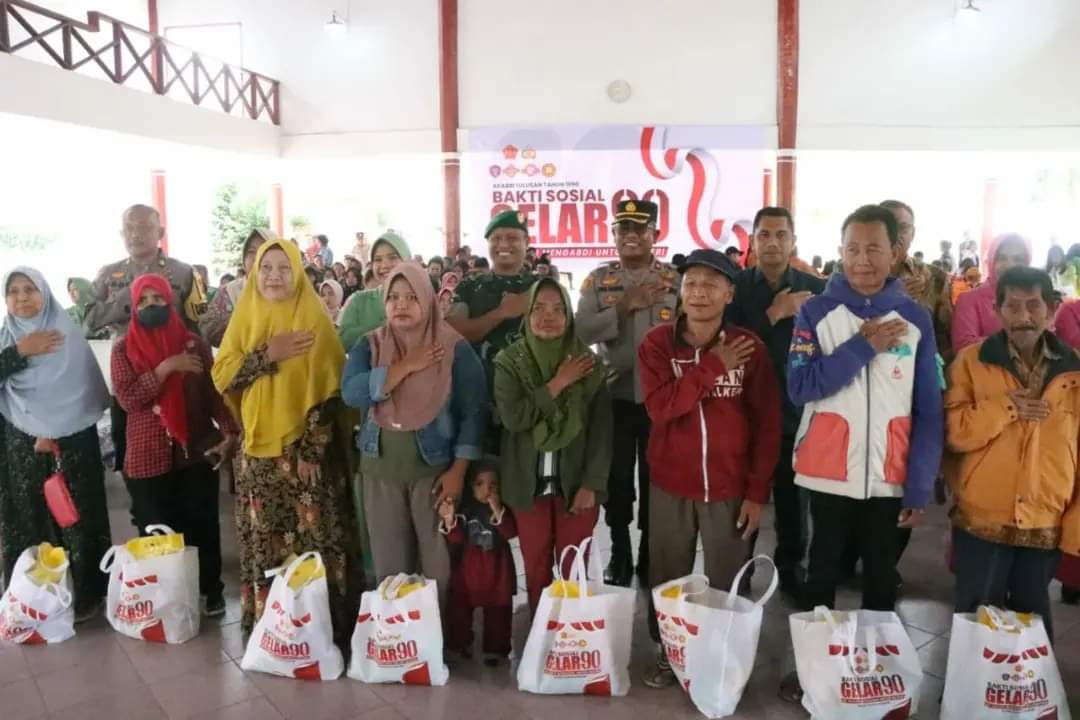 Peringati 33 Tahun Mengabdi Untuk Negeri, Akabri Lulusan Tahun 1990 Gelar Bakti Sosial