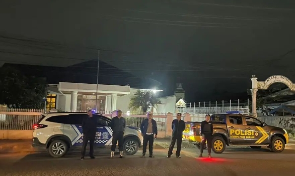 Jaga Kondusifitas Malam Hari, Polres Tanah Karo Patroli Bluelight