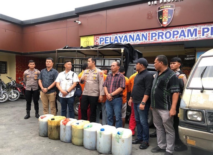 5 Komplotan Penyelewengan BBM Jenis Bio Solar Diamankan Dit Reskrimsus Poldasu Dan Polres Taput