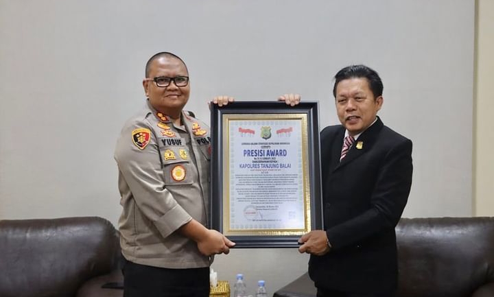 Polres Tanjungbalai Terima Penghargaan LEMKAPI AWARD