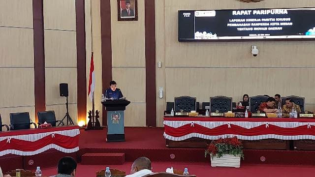 Paripurna DPRD Medan, Ketua Pansus Sampaikan Ranperda Pembahasan RPJMD 2021-2026