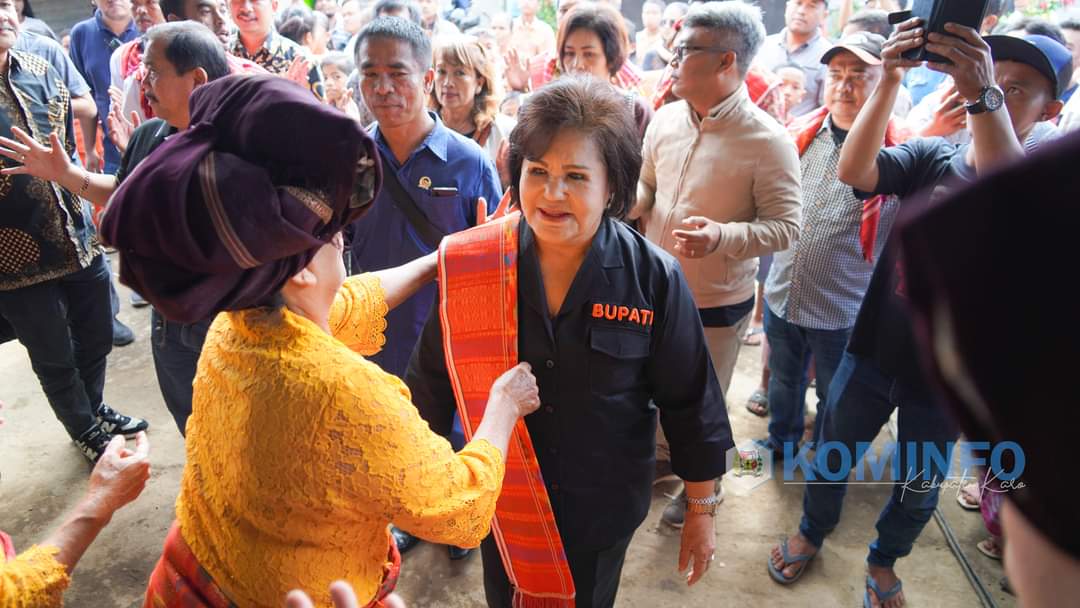 Bupati Karo Hadiri Peletakan Batu Pertama Monumen Juma Jokowi di Desa Kuta Mbelin Kawasan LMD