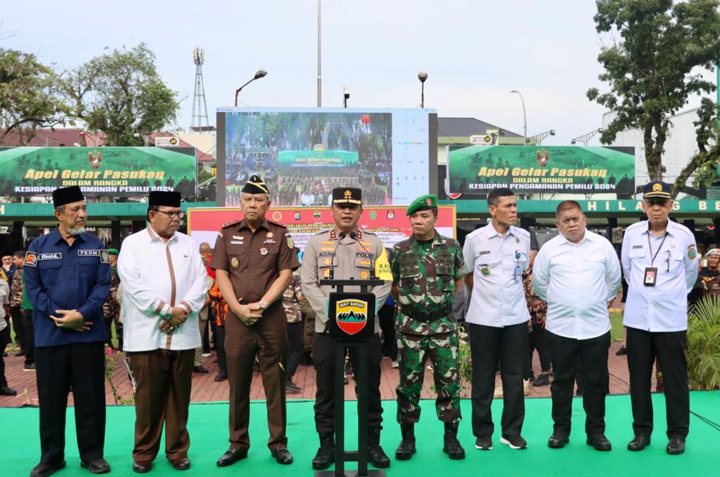 Kapolres Pelabuhan Belawan Hadiri Apel Kesiapsiagaan Pengamanan Pemilu 2024
