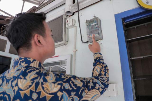 Hadapi Cuaca Ektrem, PLN Bagikan Tips Gunakan Listrik Dengan Aman