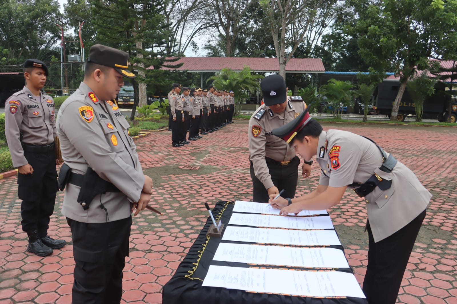Kapolres Langkat Pimpin Sertijab Kasat Reskrim, Kapolsek & Kasihumas