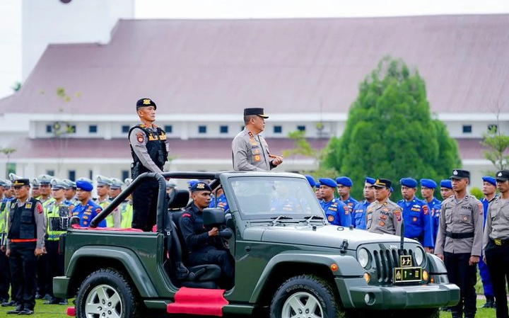 Kapolda Sumut Pimpin Apel Gelar Pasukan Ops Kepolisian Aquabike Toba 2023 
