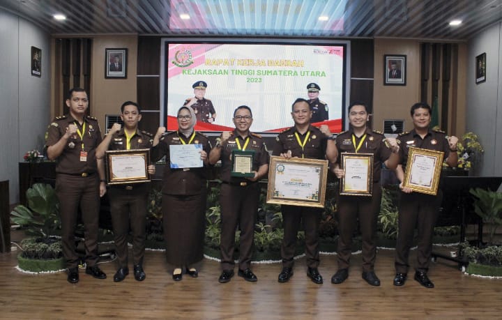 Kejari Langkat Kembali Raih Prestasi Predikat Satuan Kerja Terbaik se- Wilayah Kejati Sumut