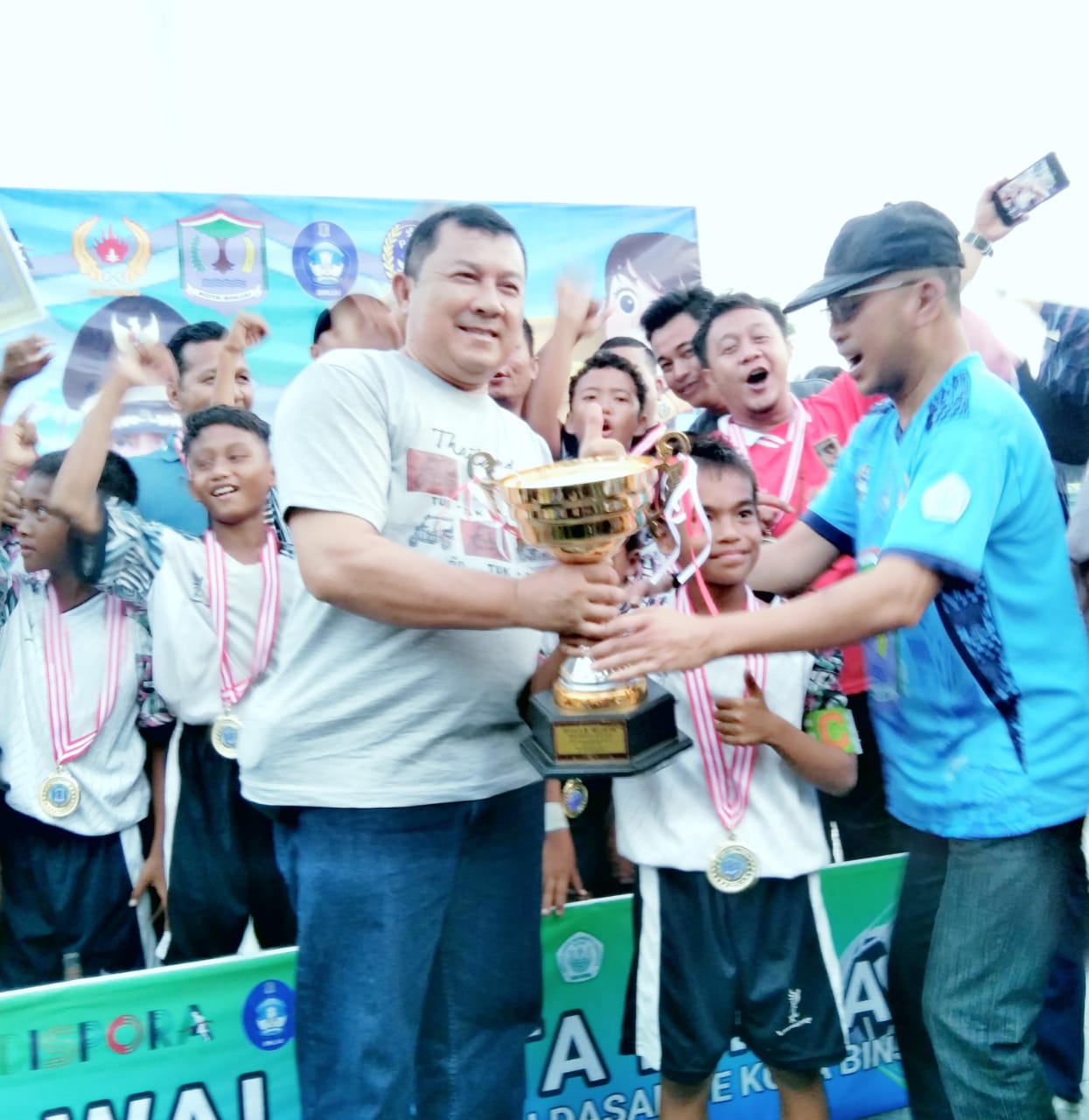 Festival Sepak Bola Piala Bergilir Walikota Binjai Resmi Ditutup