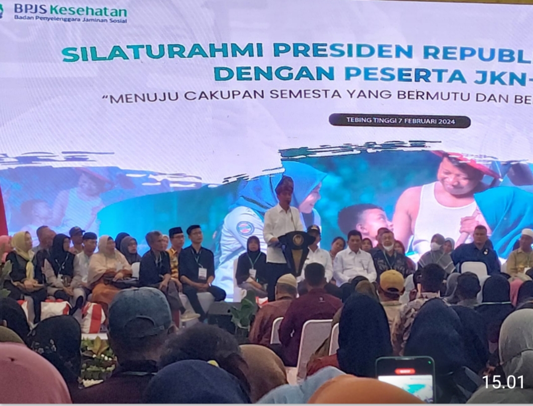 Kunjungi Tebing Tinggi, Presiden Jokowi Pastikan Program KIS Berjalan Optimal