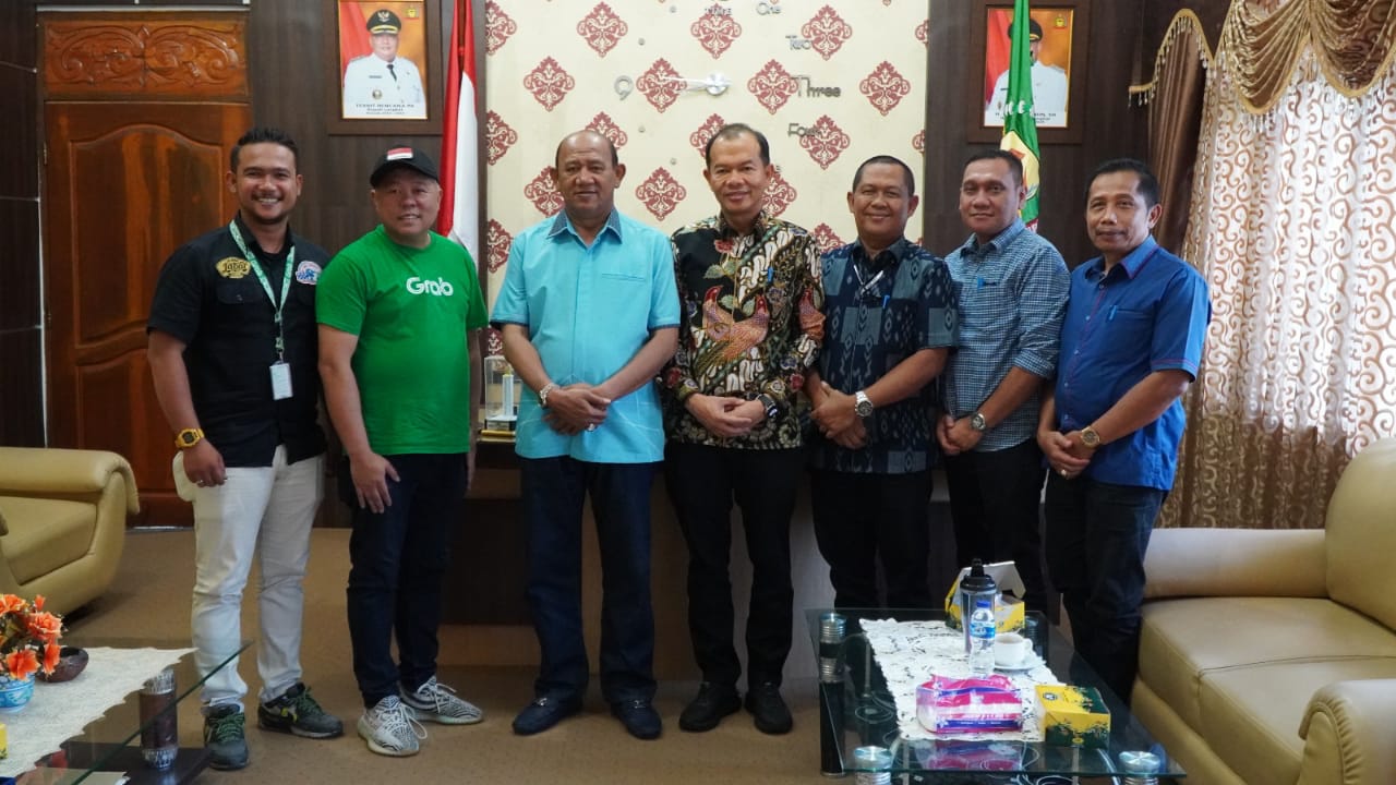 Manajemen Grab Beraudiensi Kepada Plt. Bupati Langkat Syah Afandin