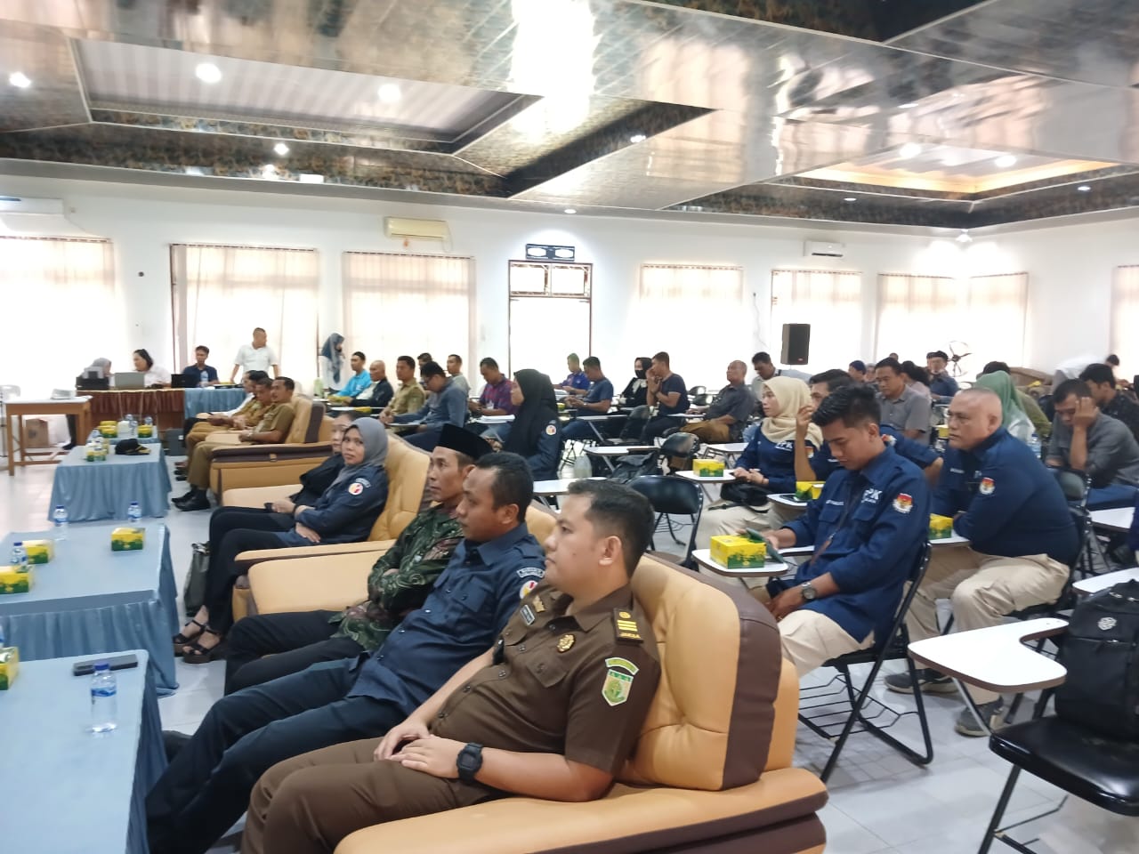 Staf Ahli Rudi Kinandung Mewakili Pj Bupati Langkat Hadiri Rapat Pleno Terbuka