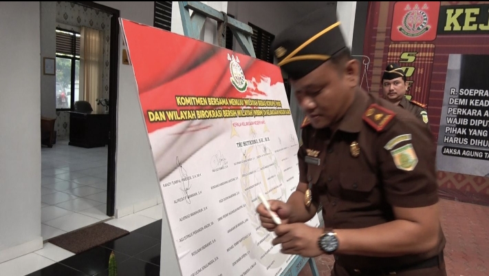 Kejaksaan Negeri Karo Dan Kacabjari Cabang Tigabinanga Gelar Apel Integritas Tahun 2024