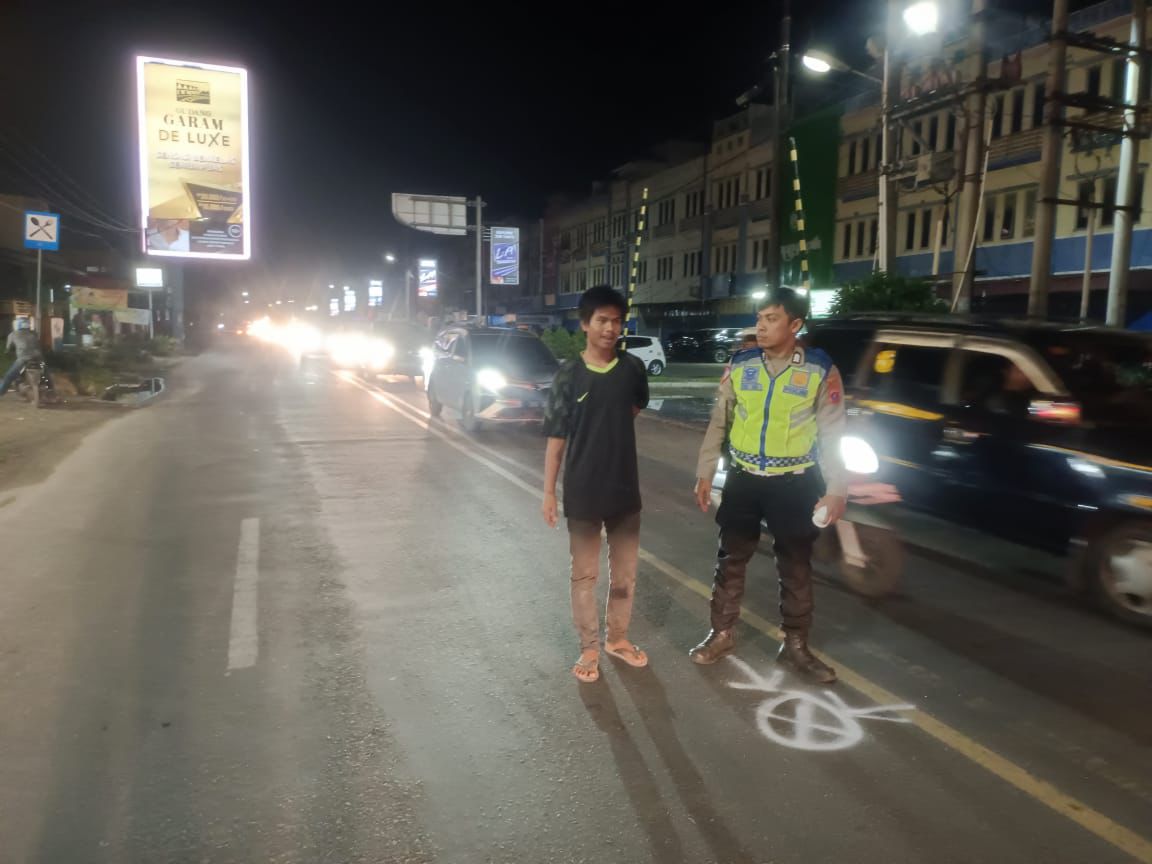Braakk…!!! Pengendara CBR 150 Tabrak 5 Orang Pejalan Kaki