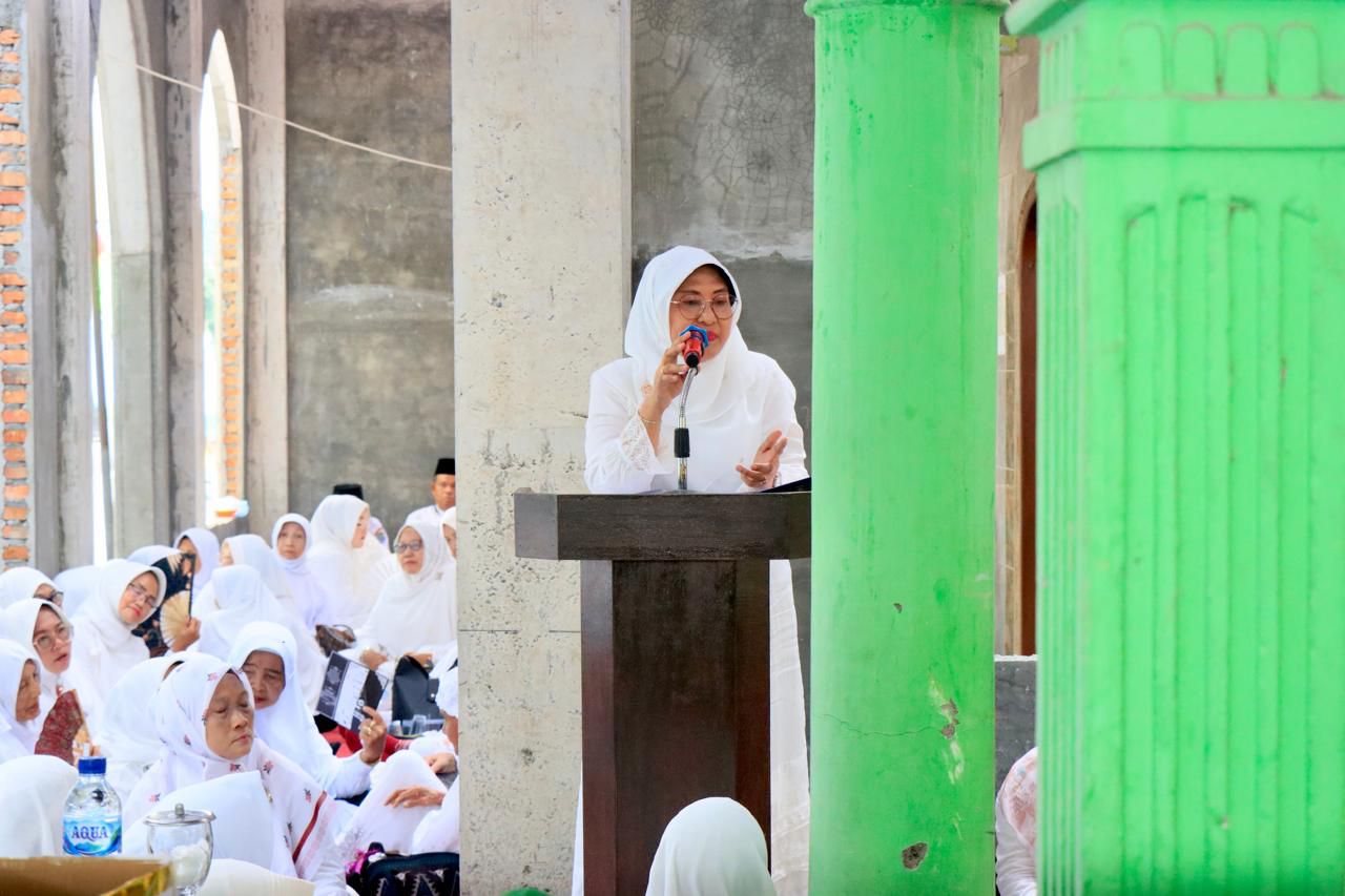Hadiri Pengajian Yasin Akbar, Ketua TP. PKK Berharap Dapat Meningkatkan Silaturahmi