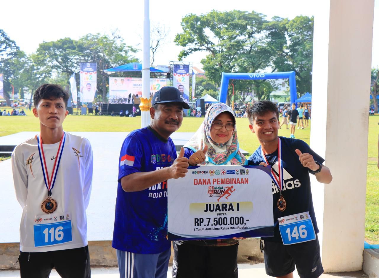 Meriahkan HUT Kota Binjaj Ke-152 Tahun, Wali Kota Binjai Lepas Peserta Binjai Fun Run 10K