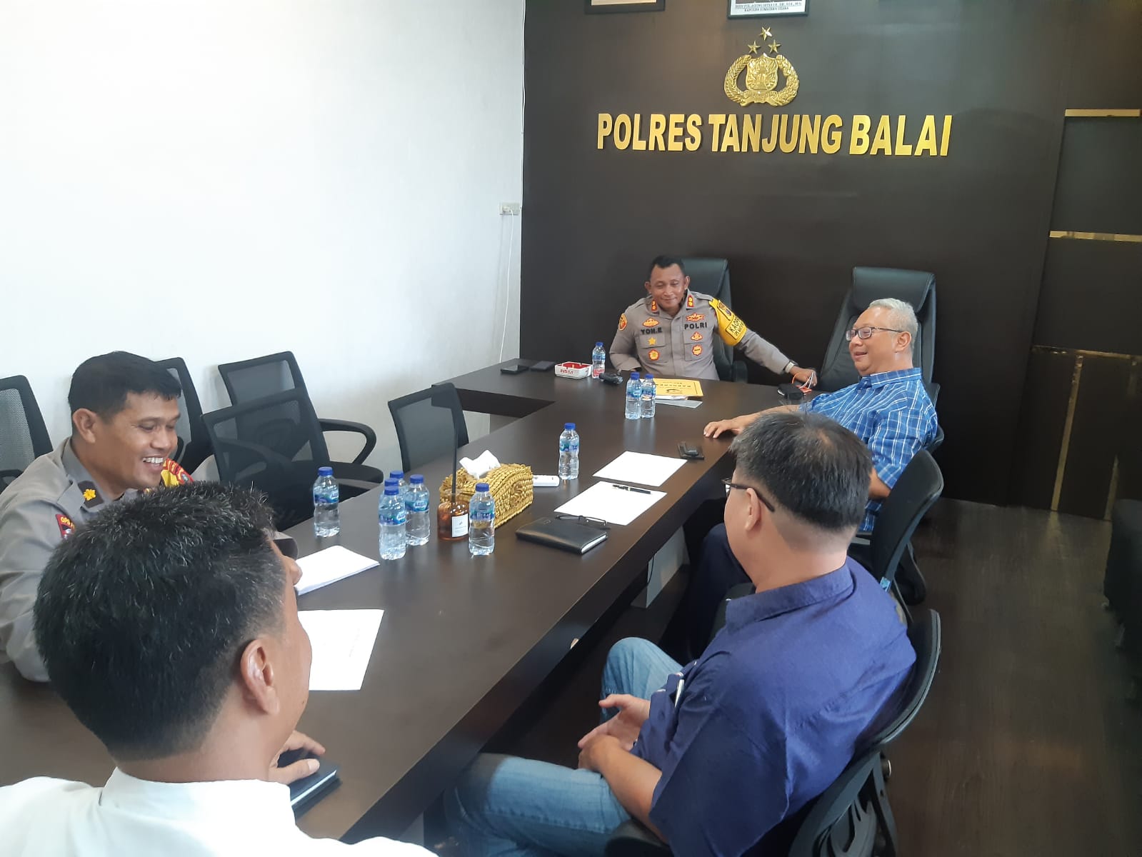 Polres Tanjung Balai Terima Audiensi Dari Panitia Kegiatan Hari Raya Waisak 2568 Tahun 2024