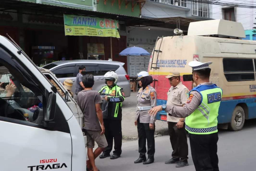 Satlantas Polres Tanah Karo Bersama Instansi Terkait Gelar Razia Pajak Kendaraan Bermotor
