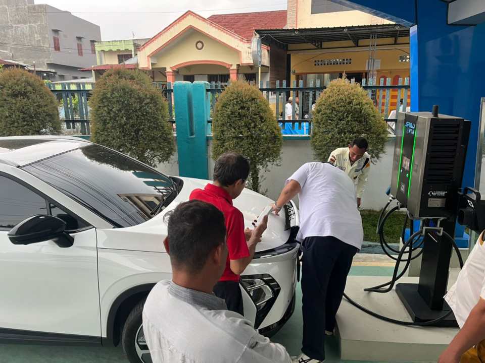 Pengalaman Mengisi Daya Mobil Listrik di SPKLU PLN Binjai : Mudah dan Cepat