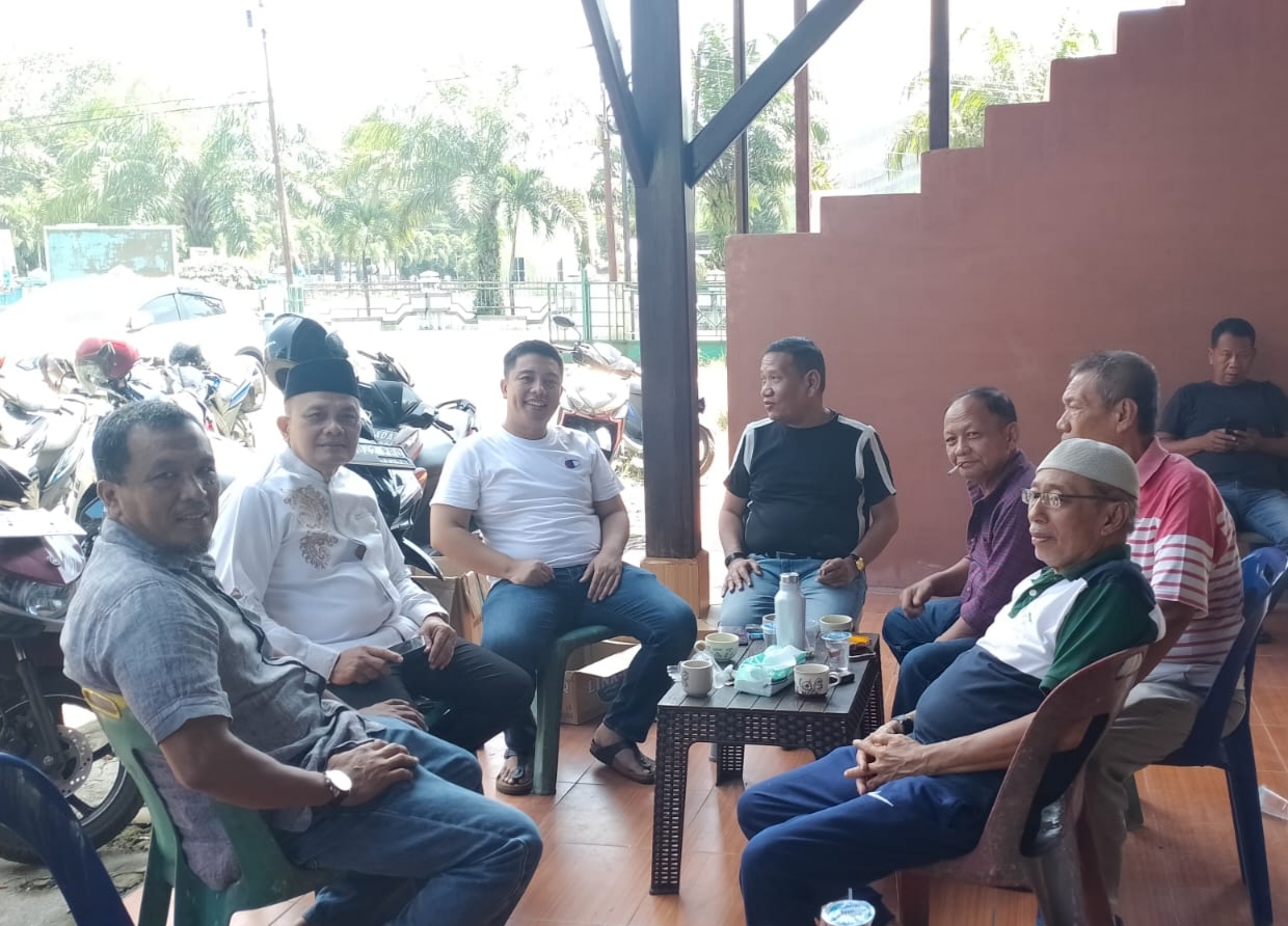 Moment Idul Adha Tengku Rizky Alisyahbana Berbagi 2 Ekor Lembu Kurban