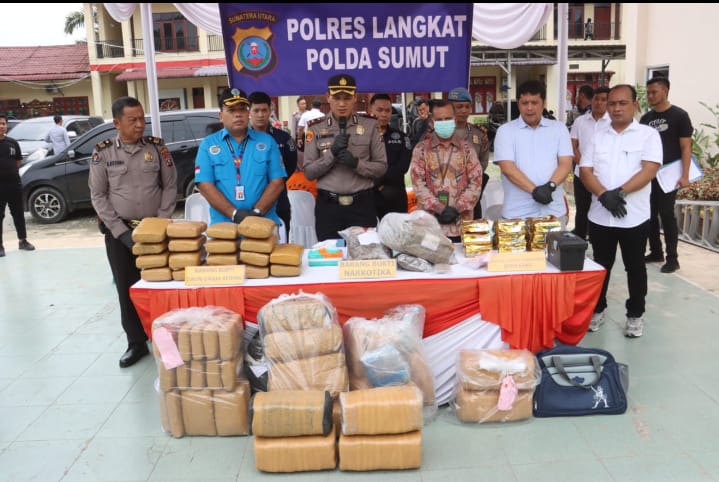 Polres Langkat Musnahkan Sabu 9.220,62 Gram & Ganja 92.057,65 Gram