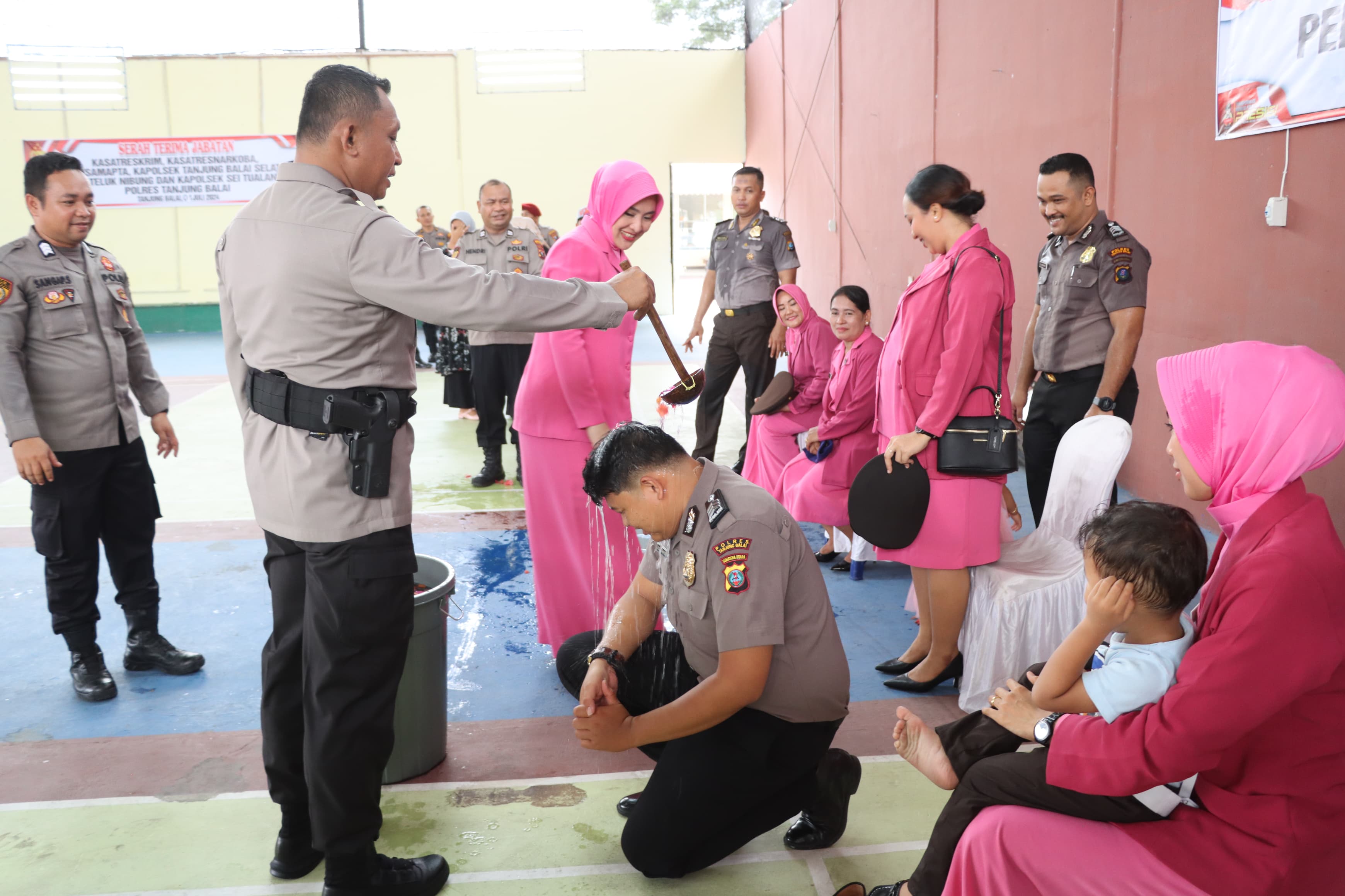 Polres Tanjung Balai Gelar Upacara Kenaikan Pangkat Personil