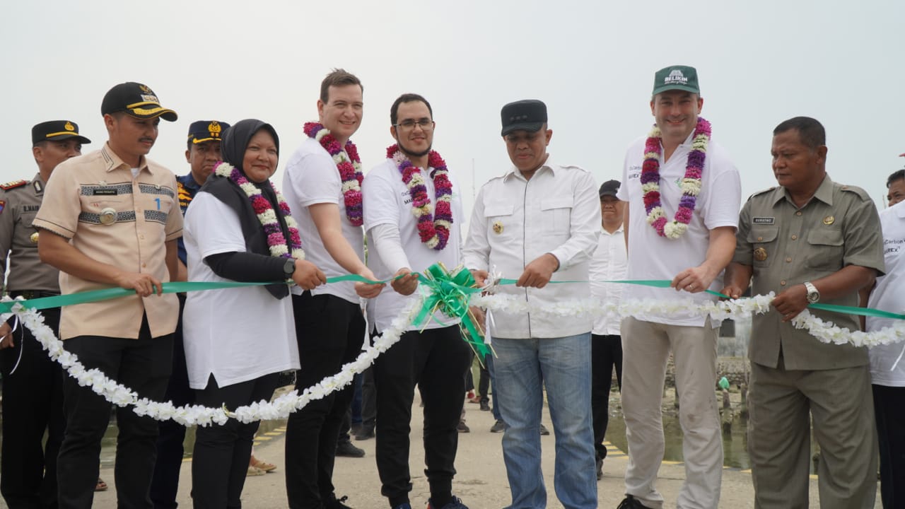 Pj. Bupati Langkat Resmikan Boat Sekolah Dari Program YAGASU