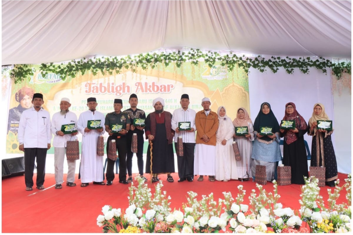 Islamic Center Yayasan Wakaf Al-Kaffah Binjai Menggelar Tabligh Akbar Milad Ke 20