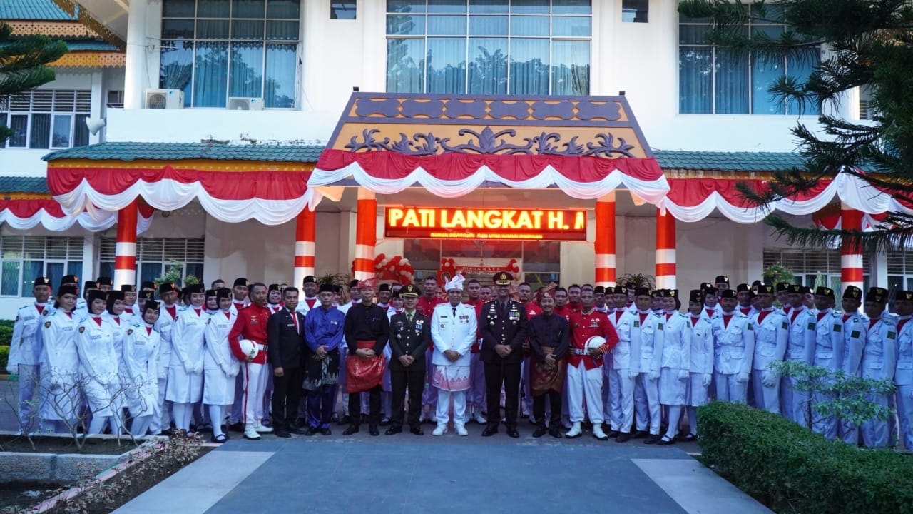 Faisal Hasrimy Hadiri Aubade Bersama Ribuan Masyarakat
