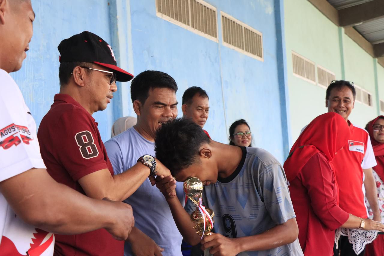 SMP Negeri 6 Juara 1 Turnamen Sepak Bola Taman Siswa Kota Binjai