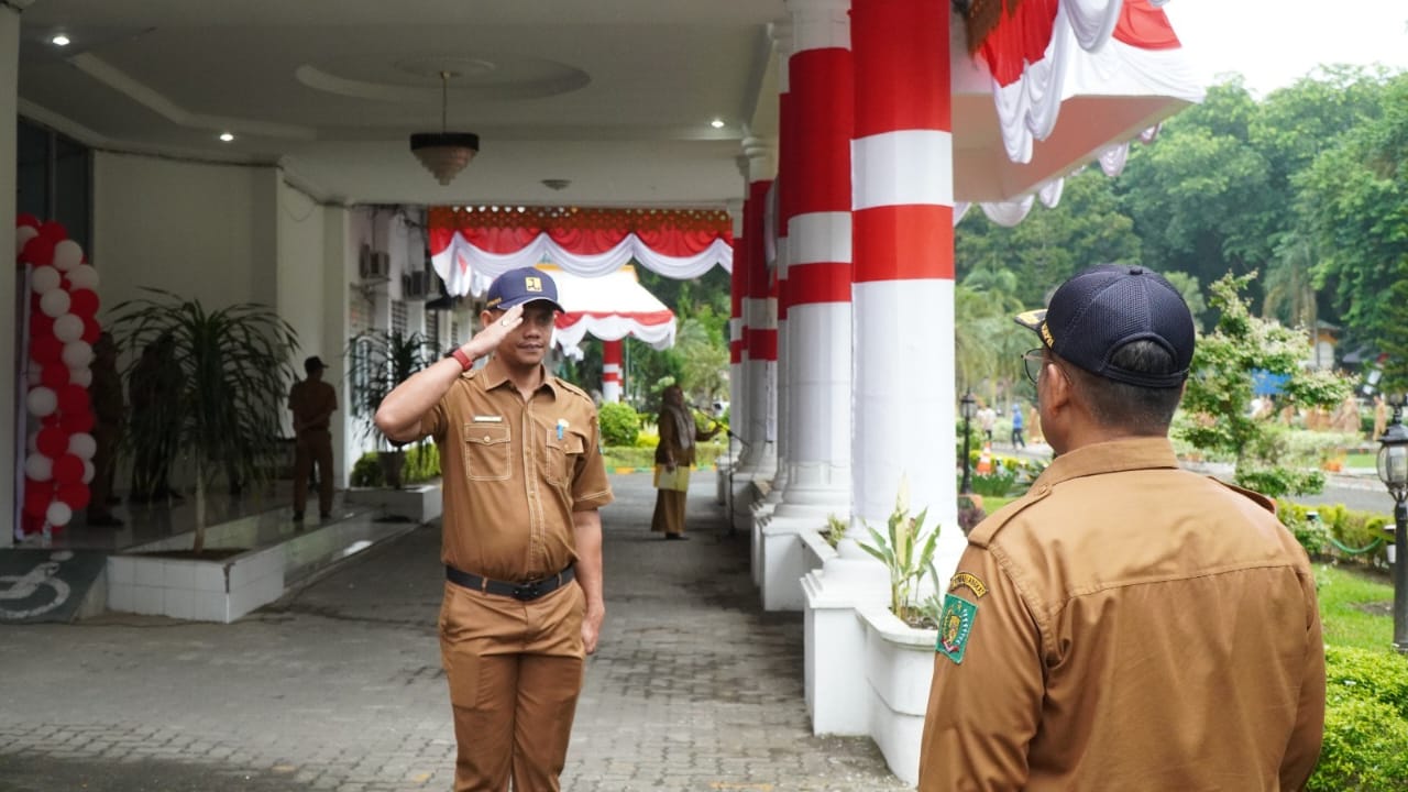 Pj Bupati Langkat Tekankan Pentingnya Tindak Lanjut Pengawasan Untuk Raih Opini WTP di Apel Gabungan ASN