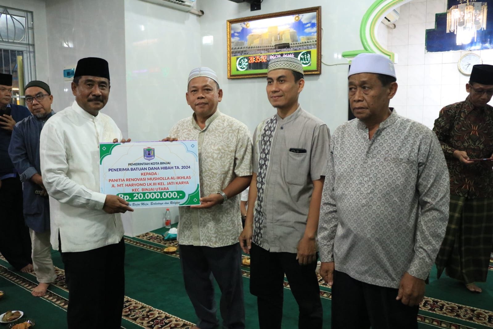Tiga Masjid di Kecamatan Binjai Utara Terima Dana Hibah dari Pemko Binjai