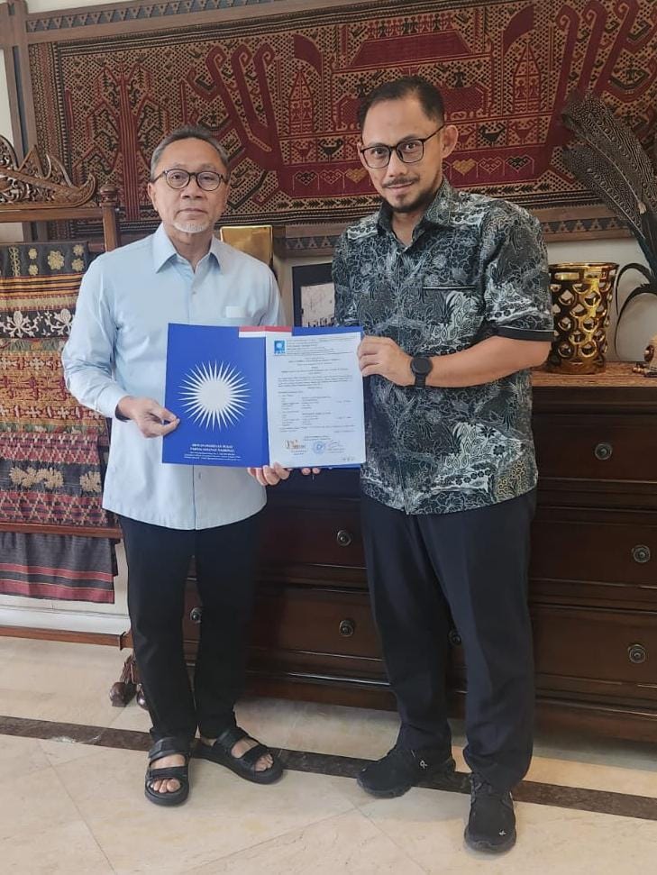 Pasangan Donal dan Andri Terima Surat B1KWK Dari Partai PAN