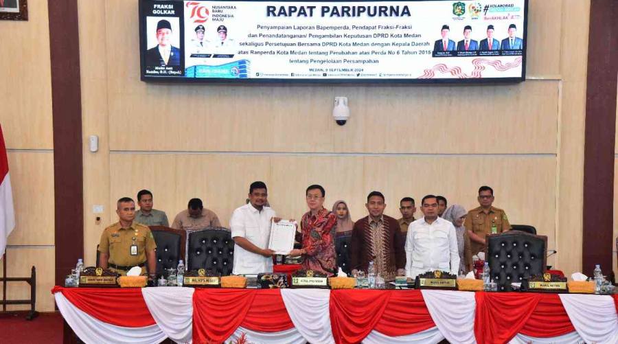 Paripurna DPRD Kota Medan tentang Ranperda Perubahan Perda Perda Kota Medan Nomor 6 Tahun 2015 tentang Pengelolaan Persampahan.