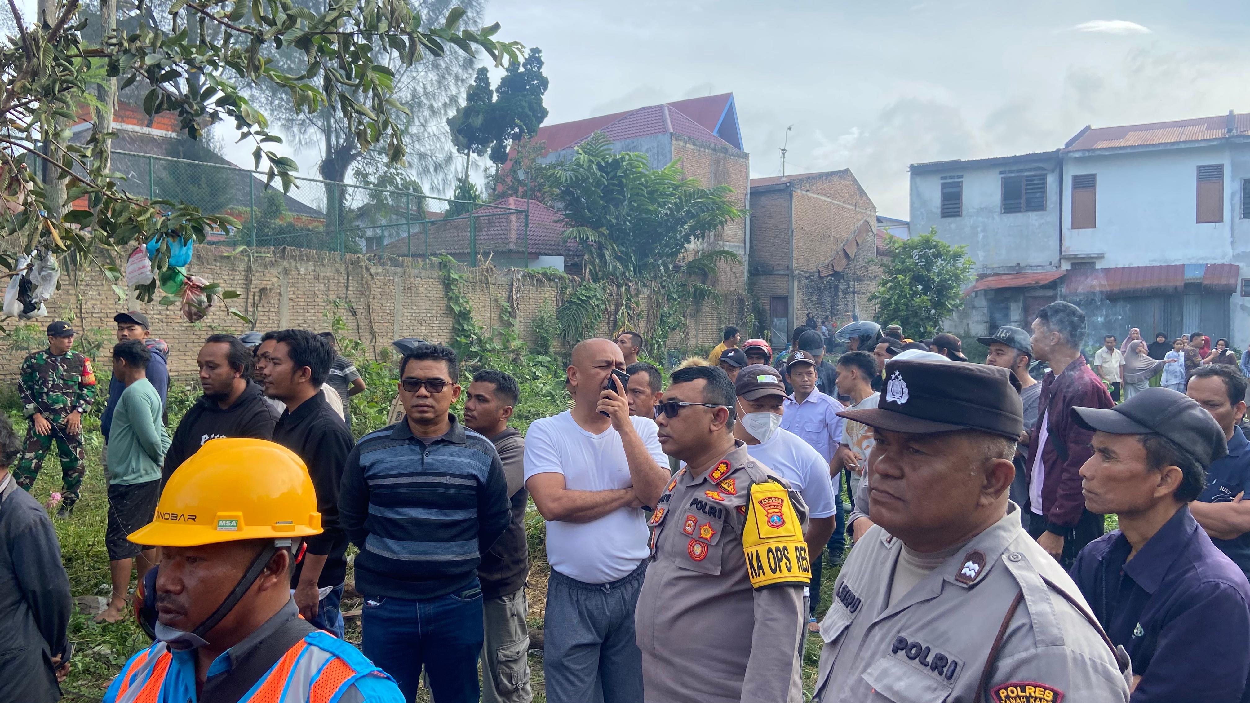 Kapolres Tanah Karo Cek Lokasi Kebakara di Kabanjahe 