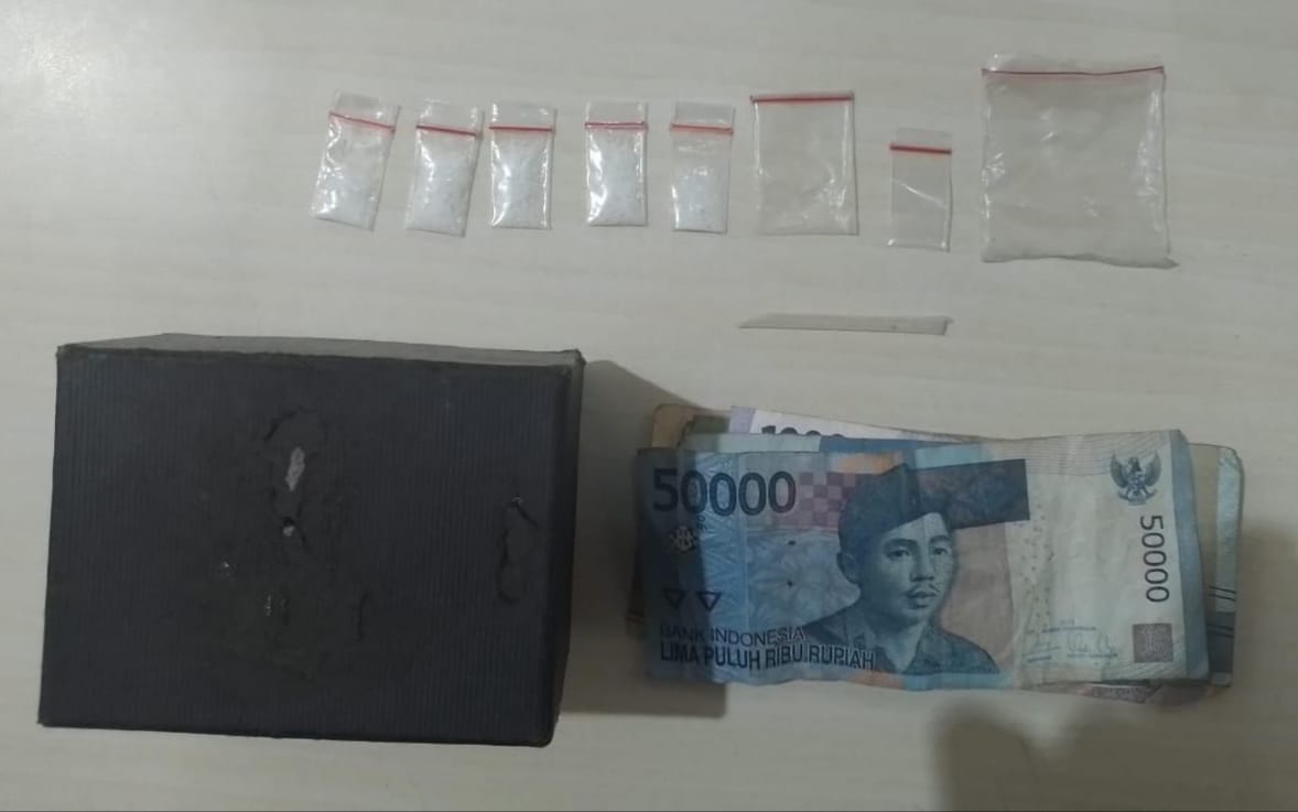 Sat Narkoba Polres Pelabuhan Belawan Gerebek Sarang Narkoba di Titipapan