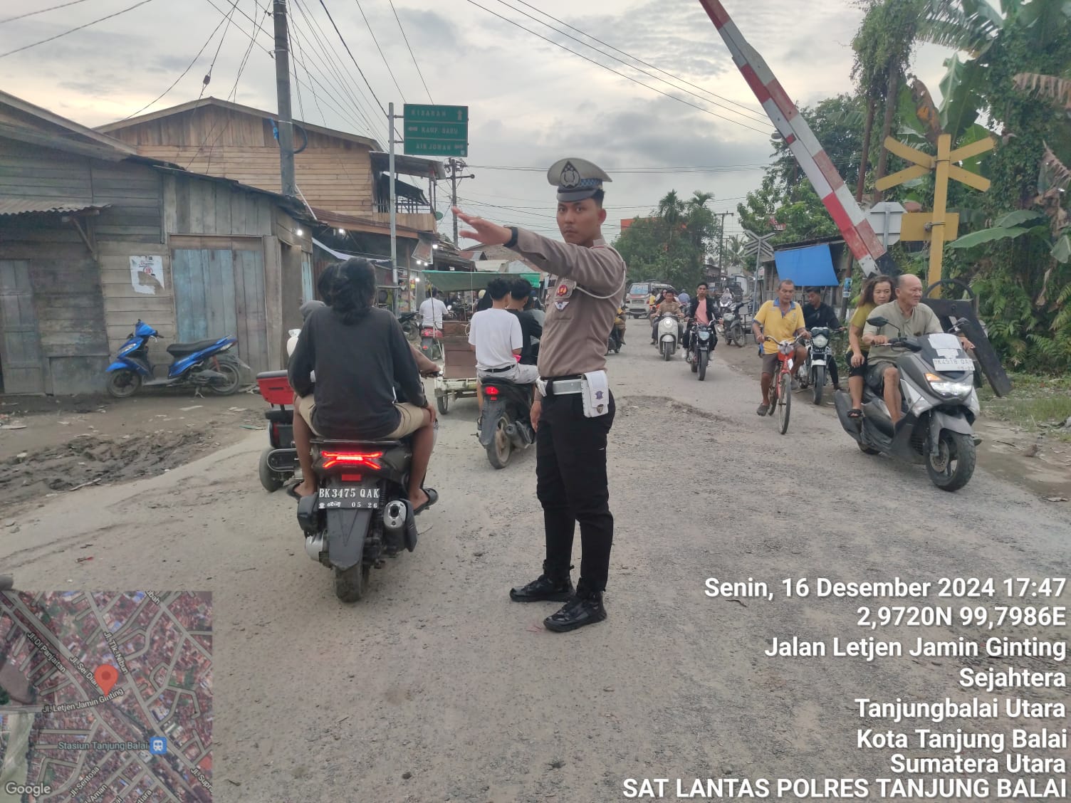 Sat Lantas Polres Tanjung Balai Patroli Sore Cegah Kecamacetan dan pengendara Ugal Ugalan