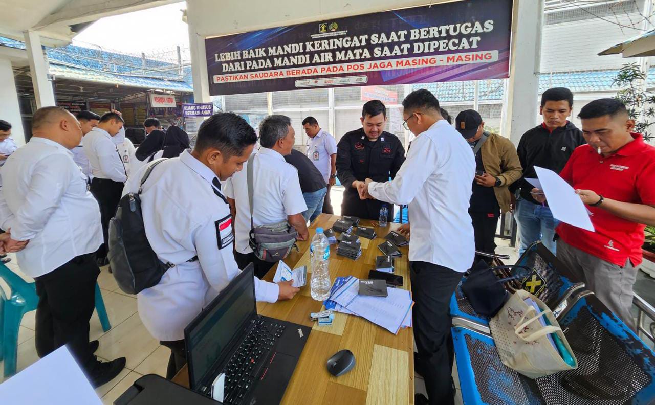 BRI Cabang Binjai Bagikan Rekening dan Buku Tabungan bagi Petugas Lapas Narkotika Kelas IIA Binjai