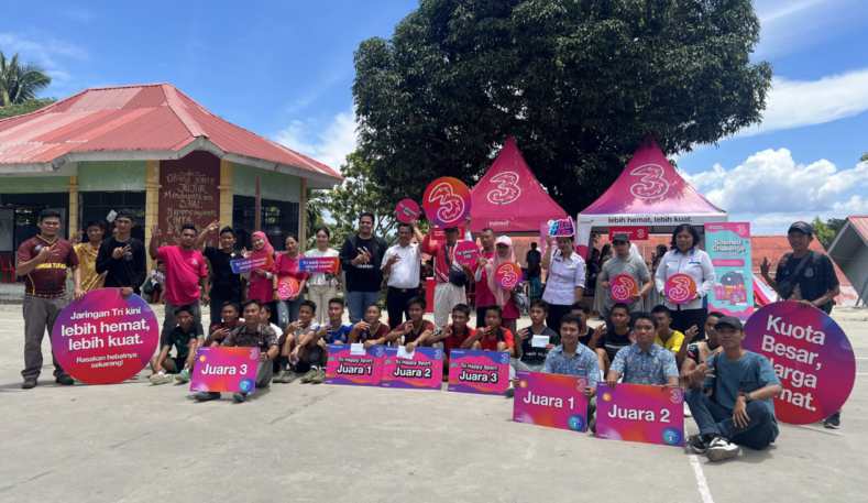 Tri Sumatra Hadirkan Pembelajaran Digital dan Sportivitas di Nias Selatan