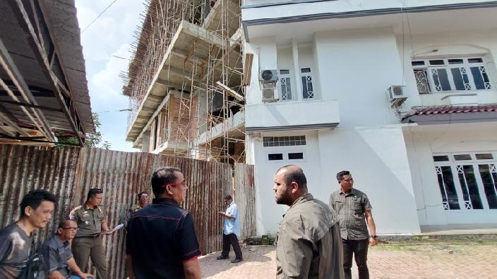 DPRD Medan Minta Satpol PP Tertibkan Bangunan Pakai Alat Berat di Petisah Tengah