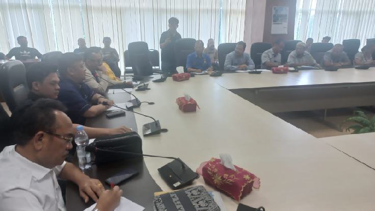 Saat RDP Komisi 3 DPRD Medan, Dirkeu PUD Pasar Medan Ungkap Revitalisasi Pusat Pasar Dikelola Perusahaan Milik Asiang