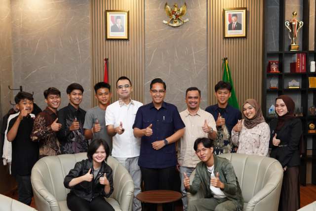 Rico Waas Ajak Warga Medan Dukung Fajar dan Mesa di 5 Top Indonesian Idol