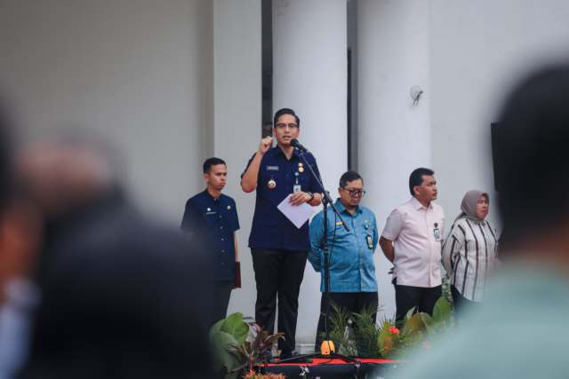 Rico Waas Minta Jajaran Pemko Medan Langsung Bekerja Layani Masyarakat