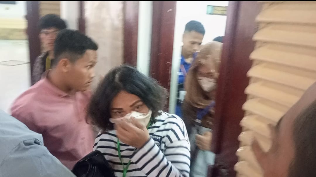 Sidang Kasus Pengeroyokan Mahasiswi Ditunda, Korban Minta Terdakwa ASN Dinskes Kota Medan Dituntut Maksimal  