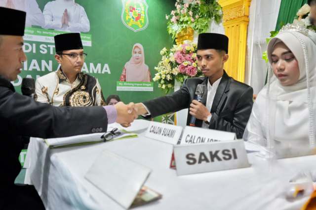 Rico Waas Jadi Saksi Nikah di Lokasi MTQ