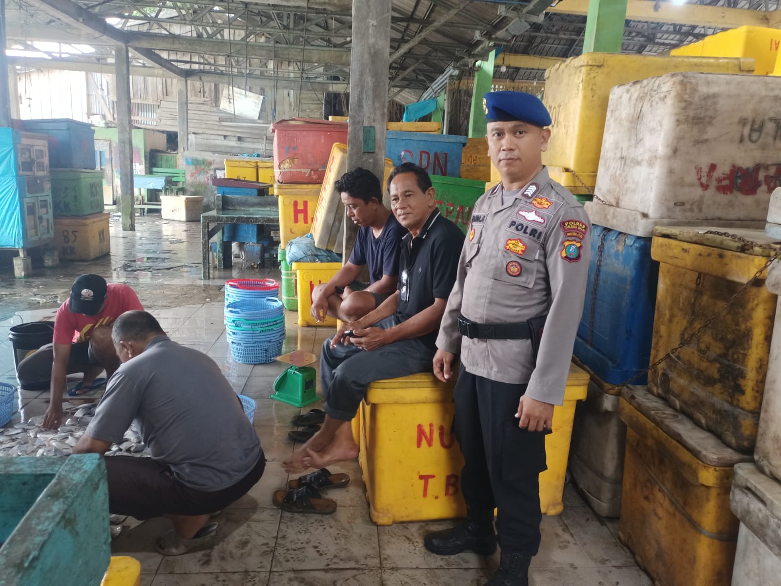 Ciptakan Situasi Kondusif di Perairan, Sat Pol Airud Polres Tanjung Balai Sambang Warga Nelayan