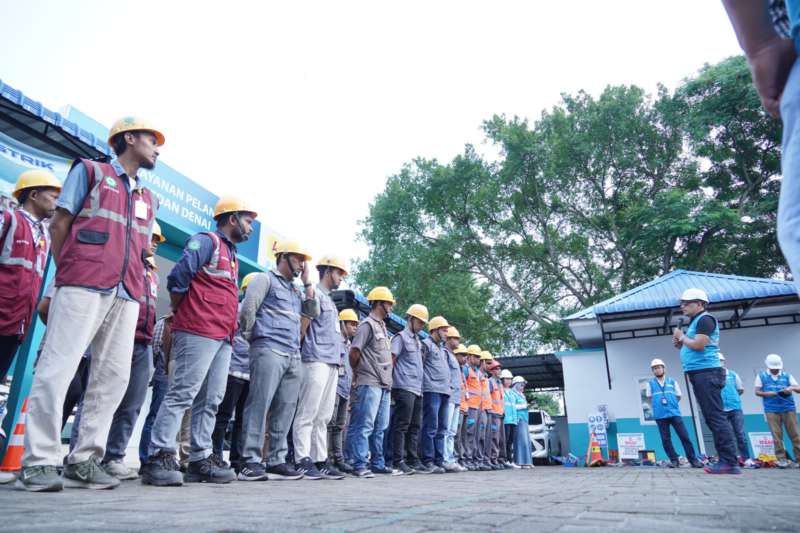 Tingkatkan Keamanan Pekerja dan Kehandalan Listrik, GM PLN UID Sumut Lakukan Kunjungan Kerja Ke Unit Layanan Pelanggan